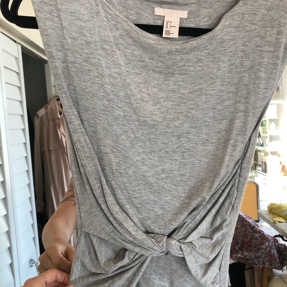 CLOSET CLEANOUT!! - Picture 3 of 3